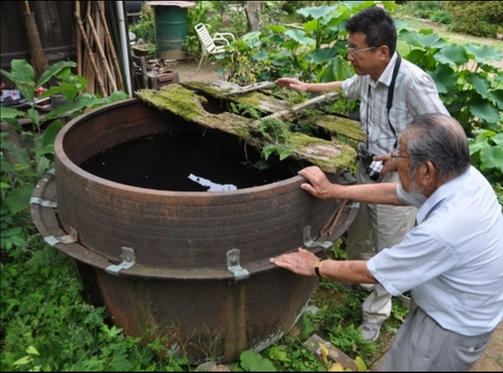 「天城の寒天」製造の大釜発見　物証確認は初